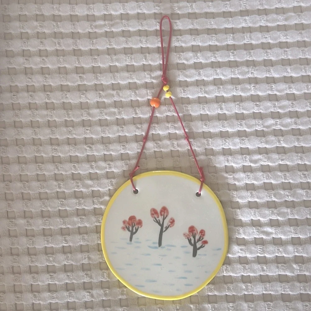 🏡Crate&Barrel Ceramic Wall Hanging🏡